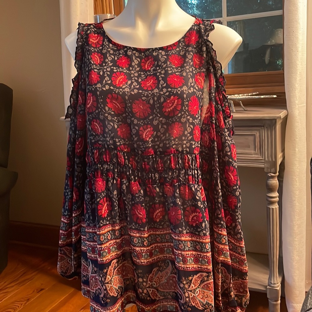 Knox Rose Cold Shoulder Blouse